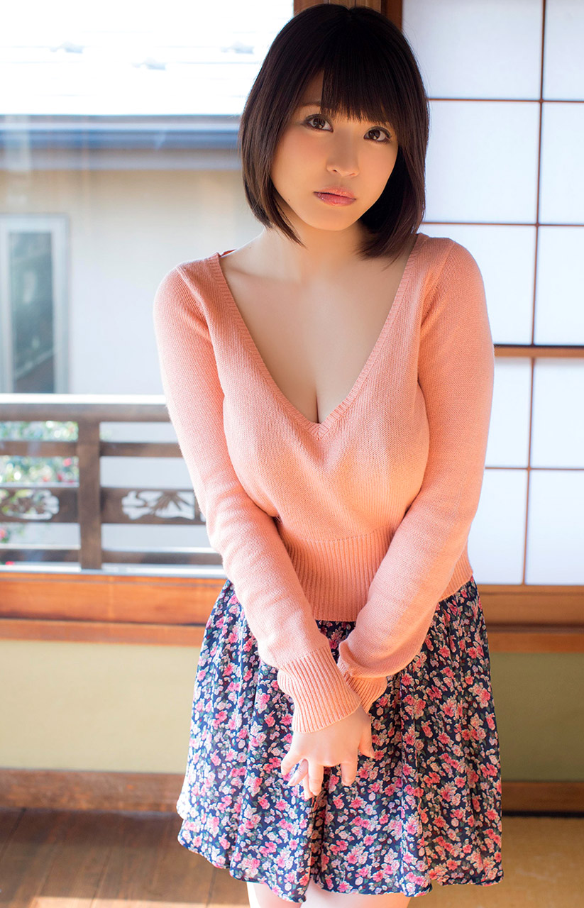Beautiful Busty Asian Babe Asuka Kishi Via AllGravure - Pic #7