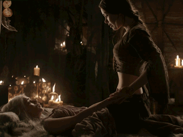 Emilia Clarke Lesbian Scene