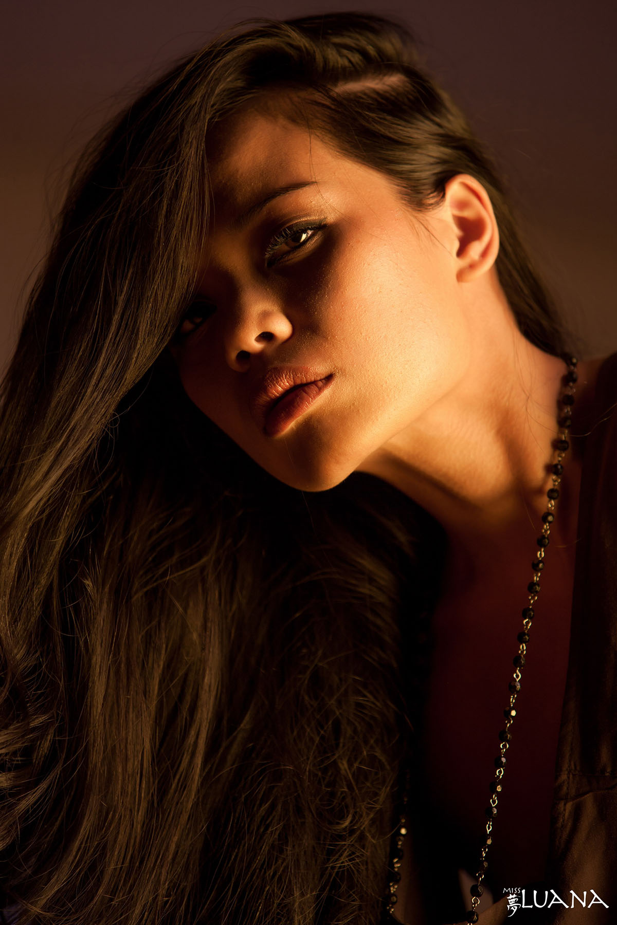 Luana Lani Sexy Shadows - Pic #1