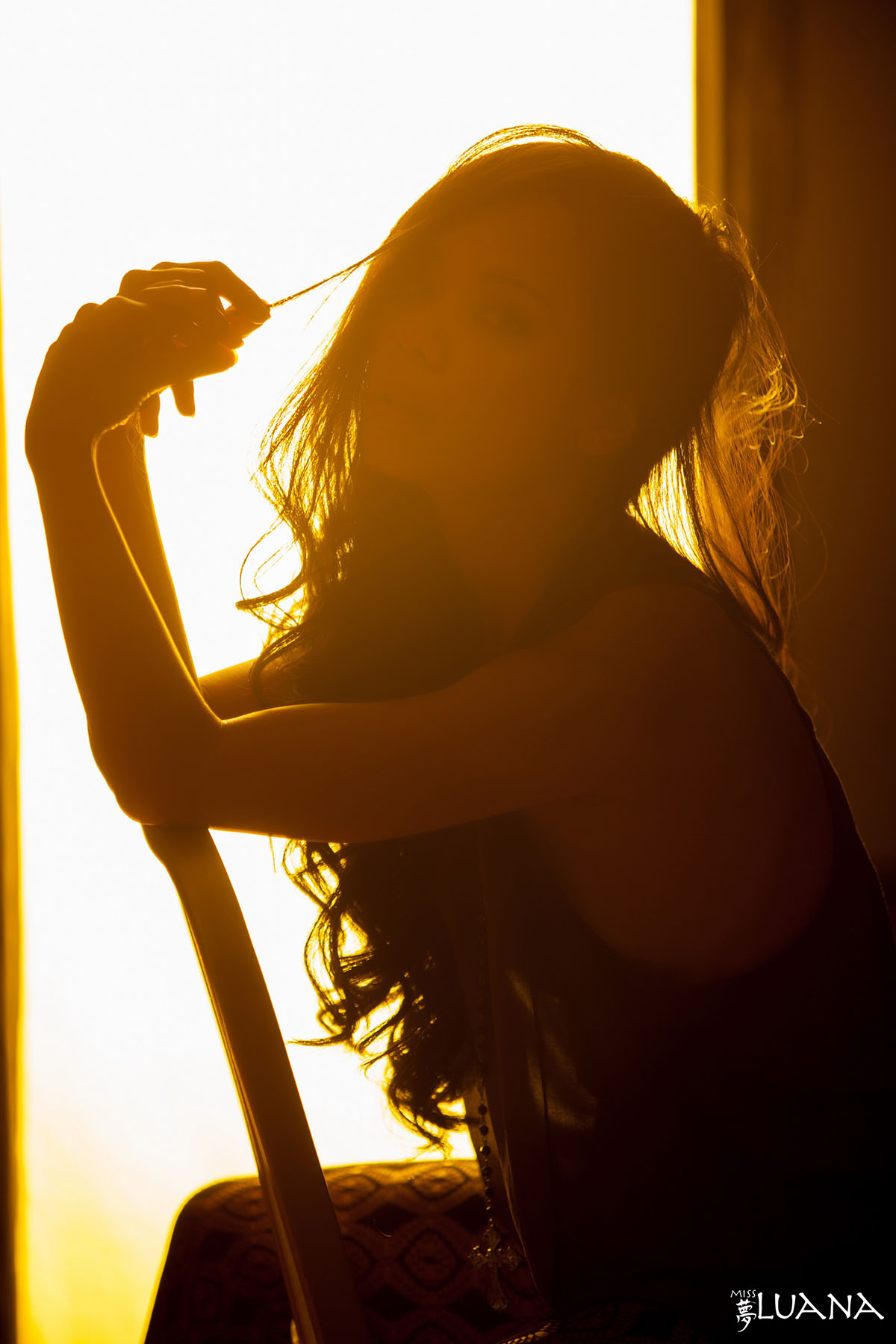 Luana Lani Sexy Shadows - Pic #7