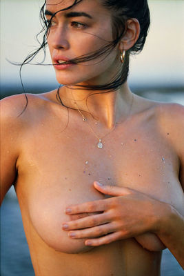 Australian Hottie Sarah Stephens Nude Candids - Pic #01