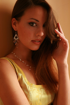 Lorena Yellow for Nakedby - Pic #00