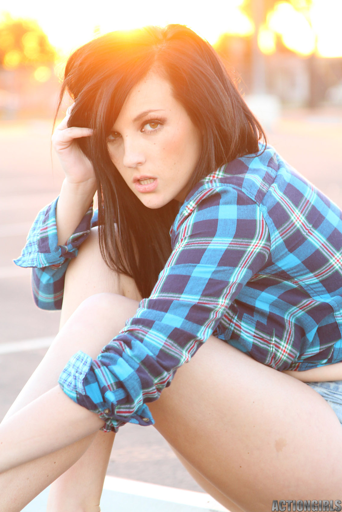 Busty Babe Kayla With Incredible Eyes - Pic #6