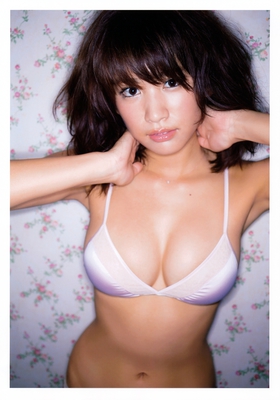 Busty Asian Beauty Ikumi Hisamatsu - Pic #00