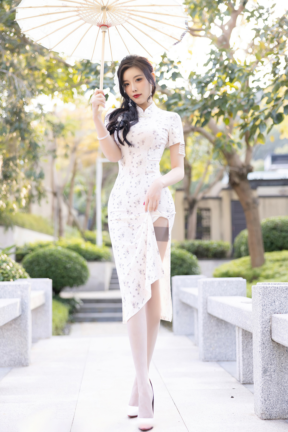 'Oriental Beauty' with Yang Chenchen via All Gravure - Pic #1