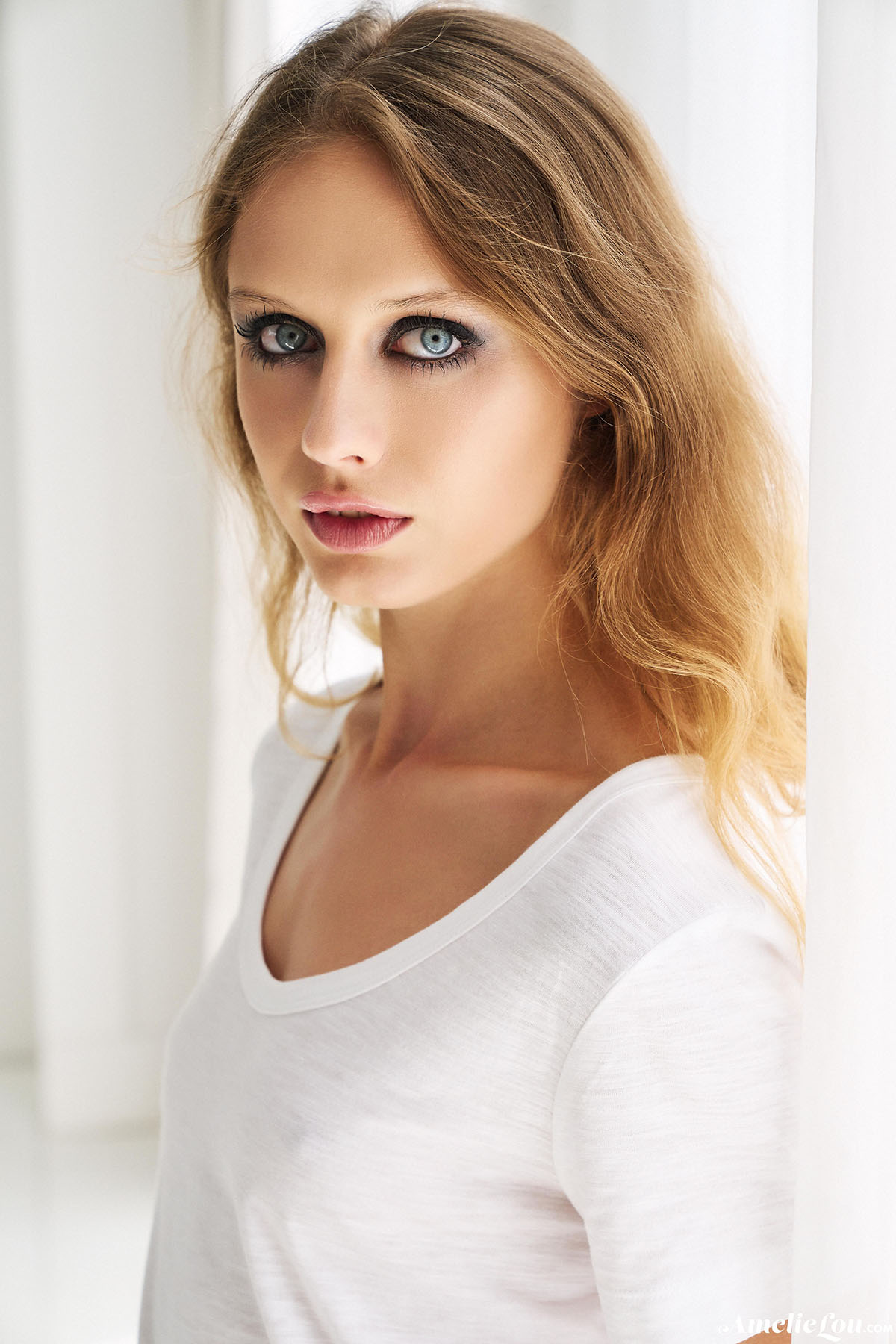 'Love Sick' with Amelie Lou via Amelie Lou Official - Pic #7