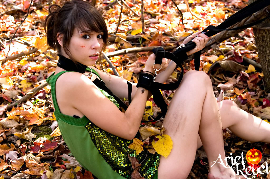 Ariel Rebel Trapped In The Forest - Pic #20