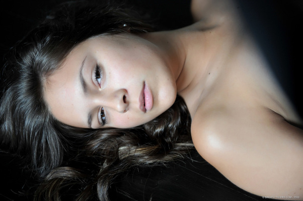 Nina James In Solitude For Breath-Takers - Pic #13