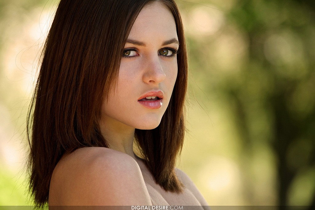 Digital Desire Brunette Babe Kasey Chase - Pic #12