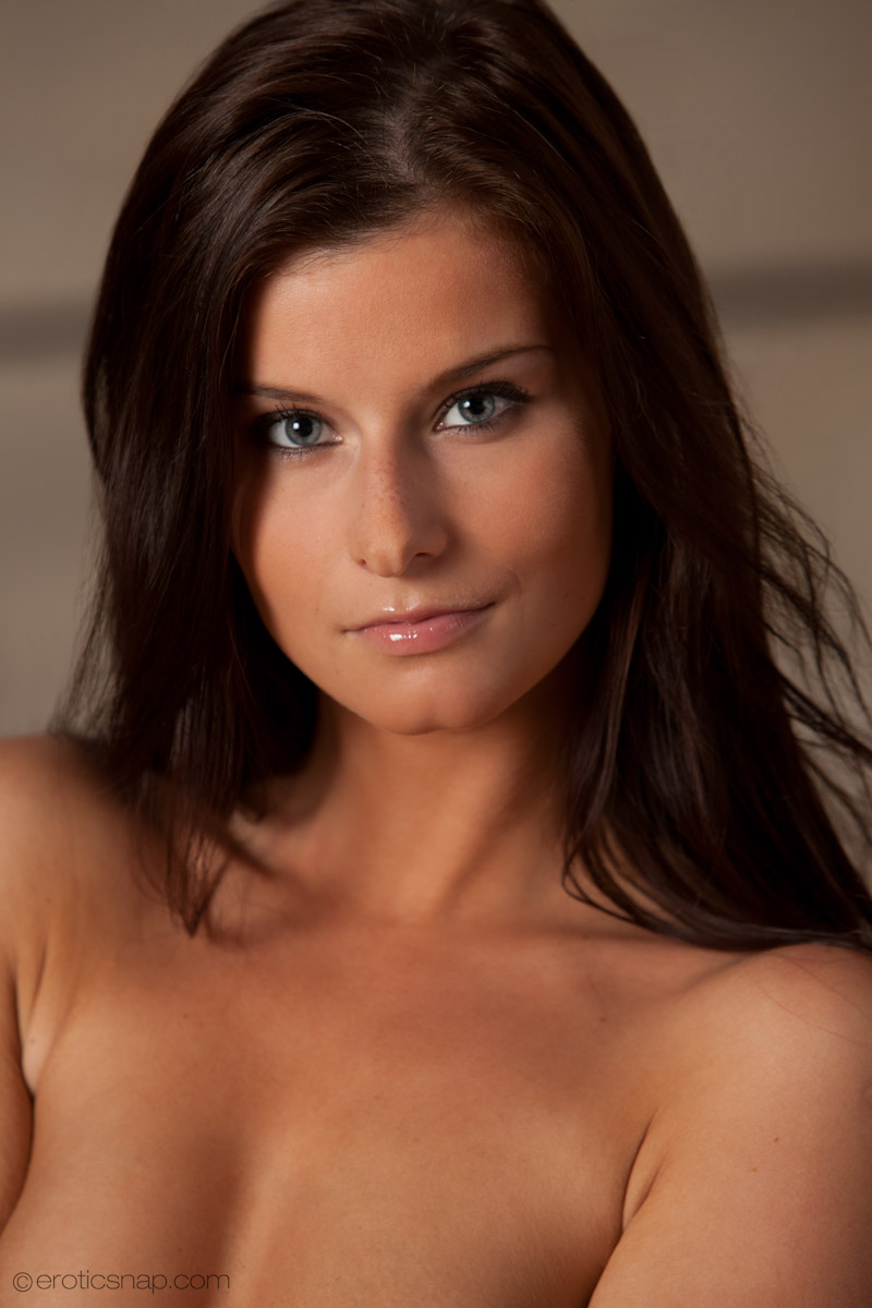 Megan Glamour Girl for Erotic Snap - Pic #11