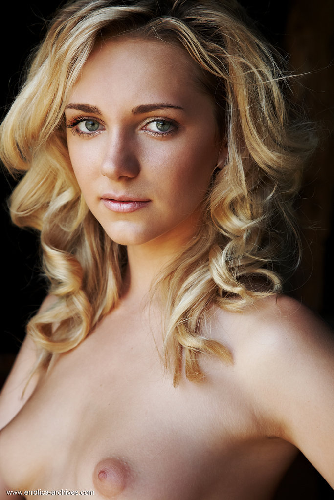 Oliana In Hangar By Arturo For Errotica-Archives - Pic #5