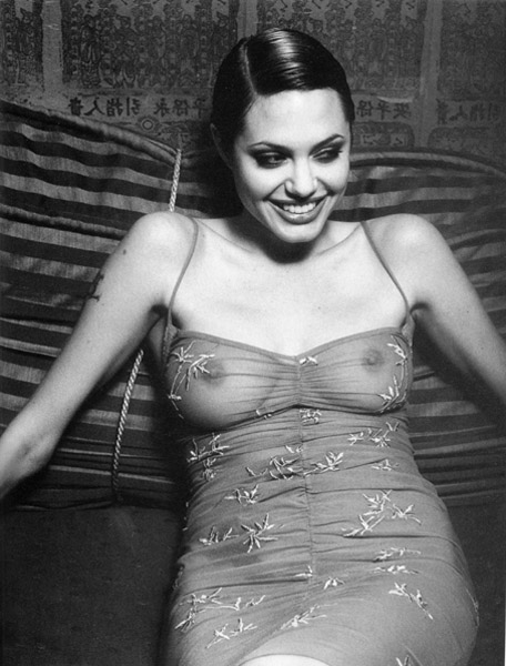 Angelina Jolie - Pic #19