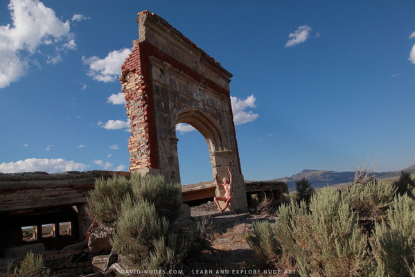 Climbing the wall of joy - Pic #04