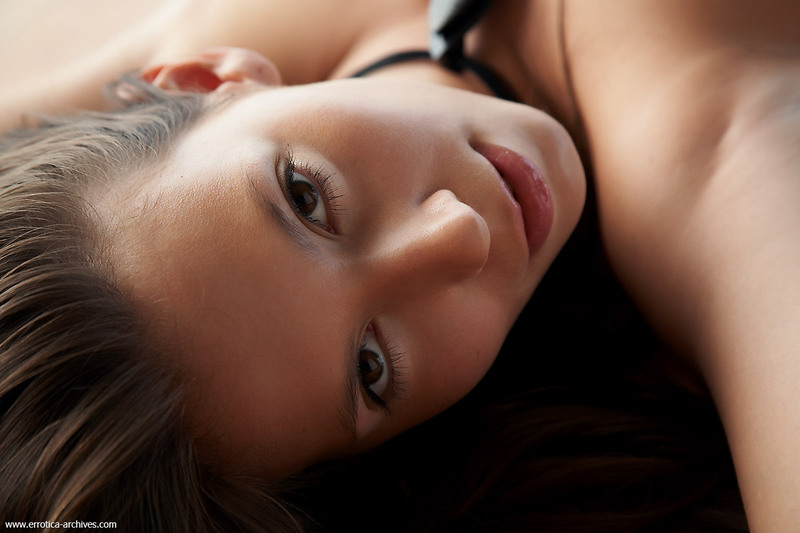 Busty brunette spreads on the floor - Pic #6