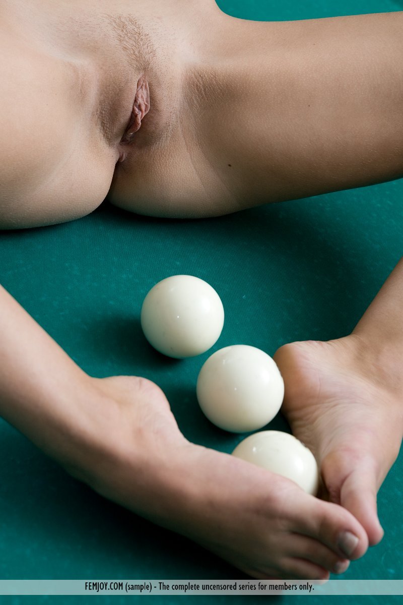 Ramona - Please Play Pool With Me - Pic #12