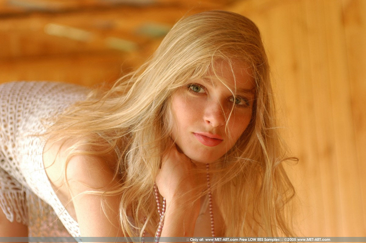 Teen Special Places N Poses - Pic #1