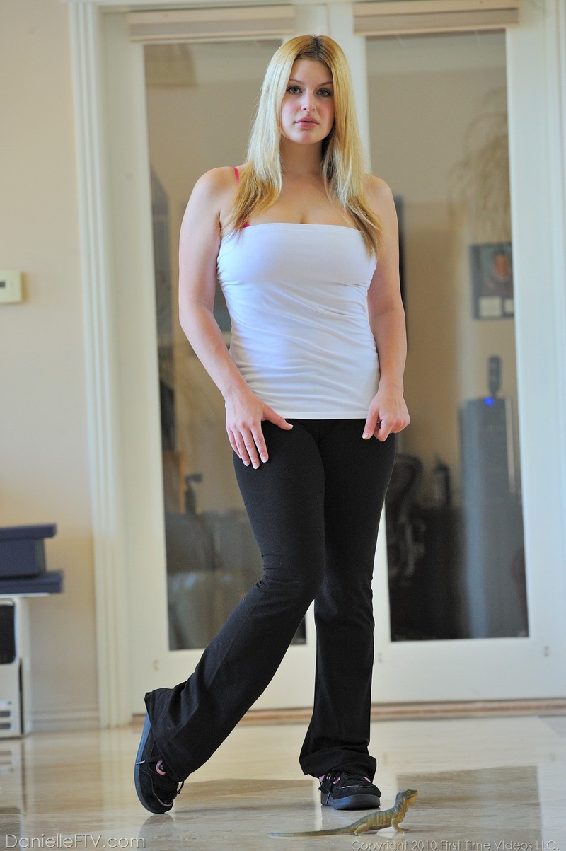 Busty Danielle opens up for you - Pic #17