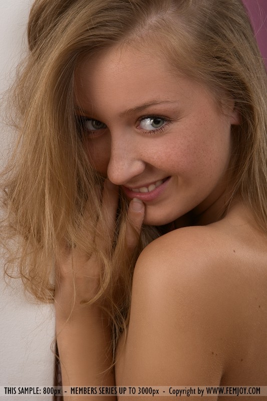 Pillar Girl - Pic #14