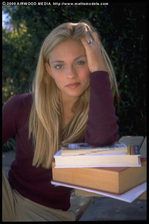 Sharming Teen - Pic #3