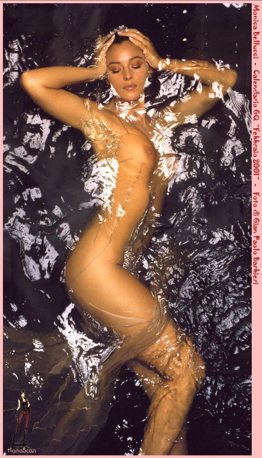 Monica Belucci - Pic #1