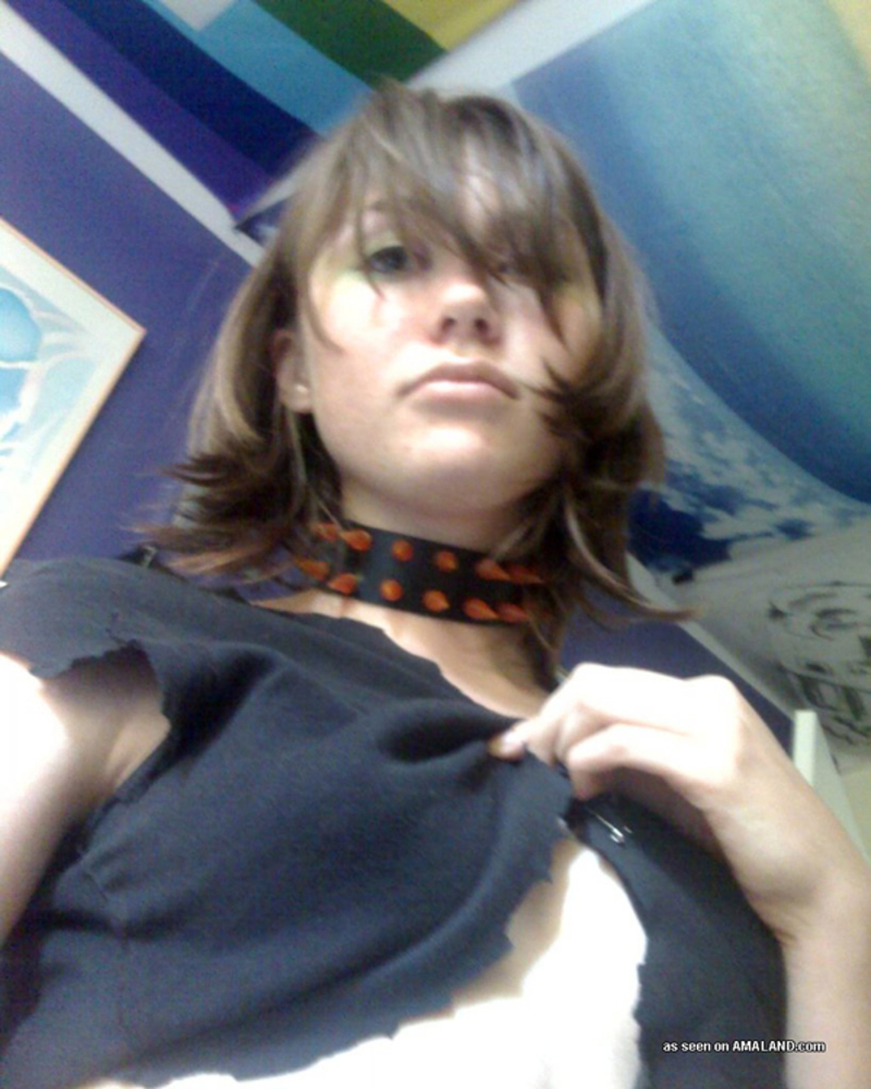 Amakings ObsessedwithMySelf  Sleazy Gertrude Plays with Cam