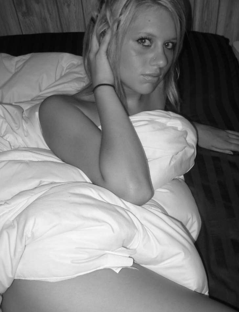 Blonde amateur girl being shy - Pic #5