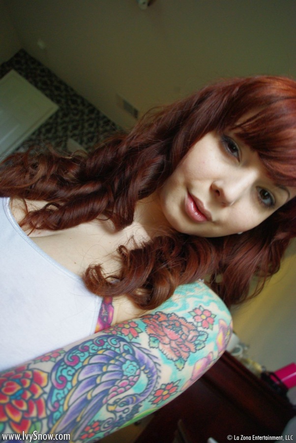 Ivy Snow Curls - Pic #3