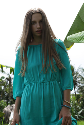 Elin On An Adventure Via Met-Art - Pic #02