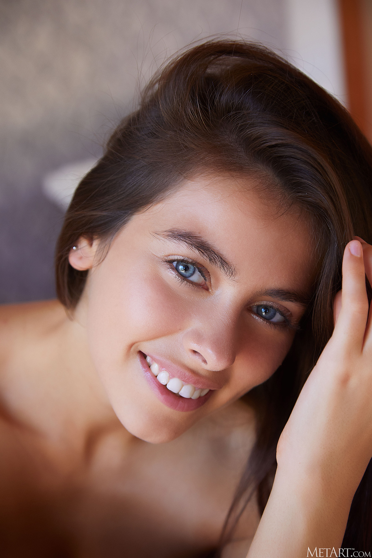 'Captivating Brunette' with Foxy Alissa via Met-Art - Pic #18