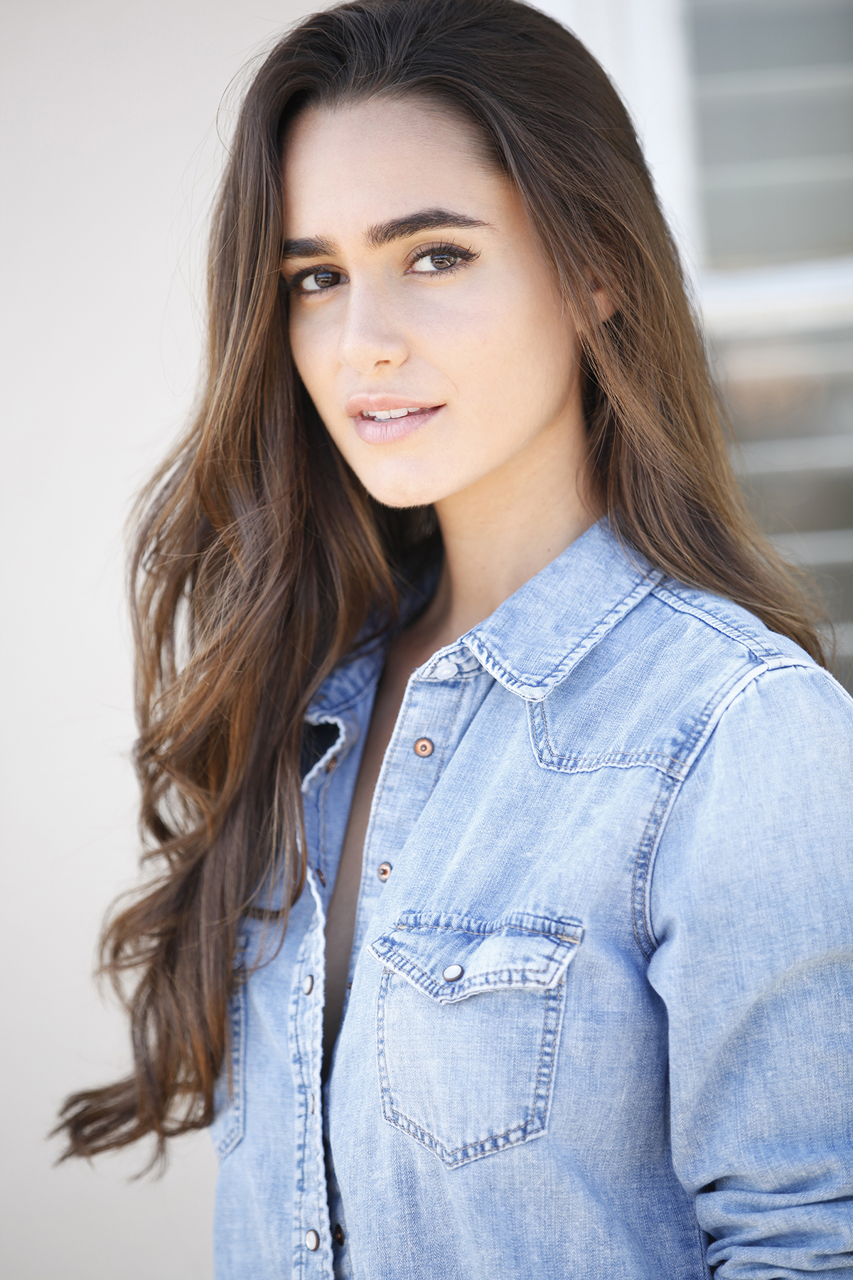 Mainstream Beauty Alicia Sanz - Pic #5