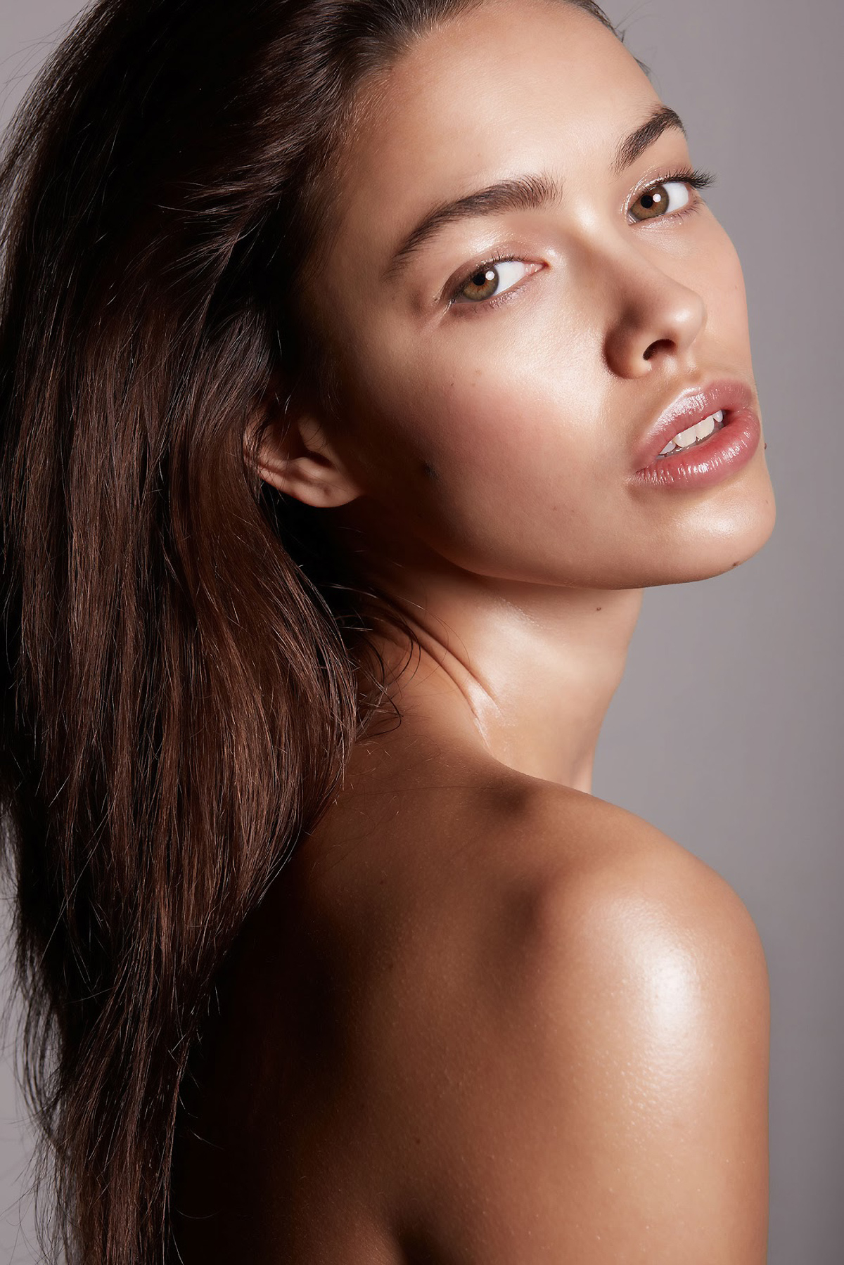 Mainstream Beauty Melody Le - Pic #4