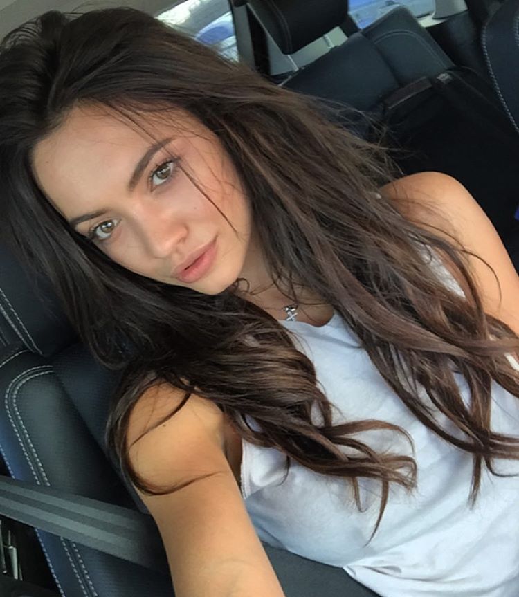 Brunette Hottie Gia Radionova - Pic #21