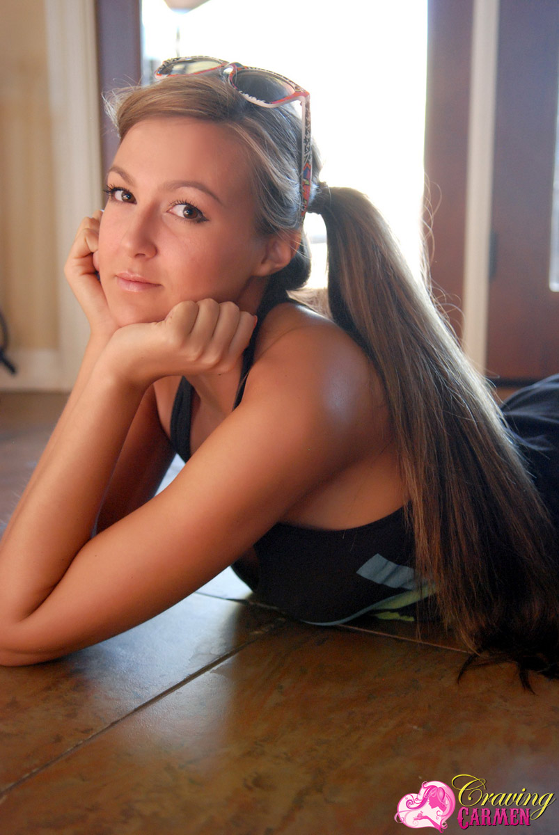 Carving Carmen Pink White Socks - Pic #18