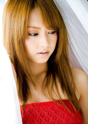 Sexy Japanese av idol Akiho Yoshizawa - Pic #01