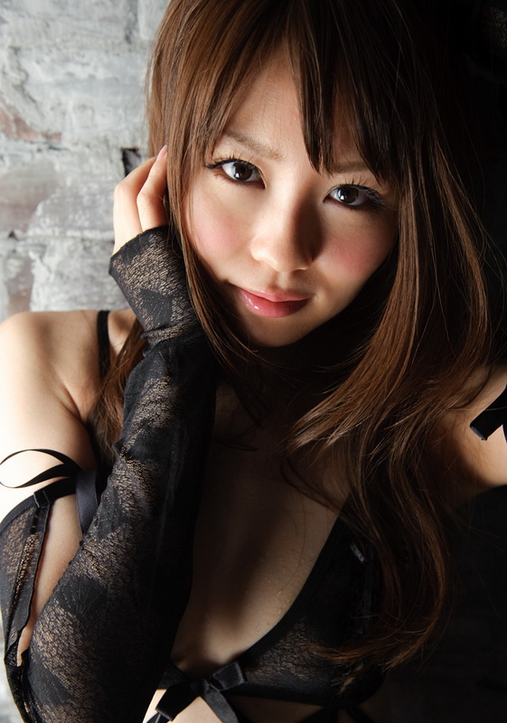 Japanese av idol Hazuki Kamino for SexAsian - Pic #3