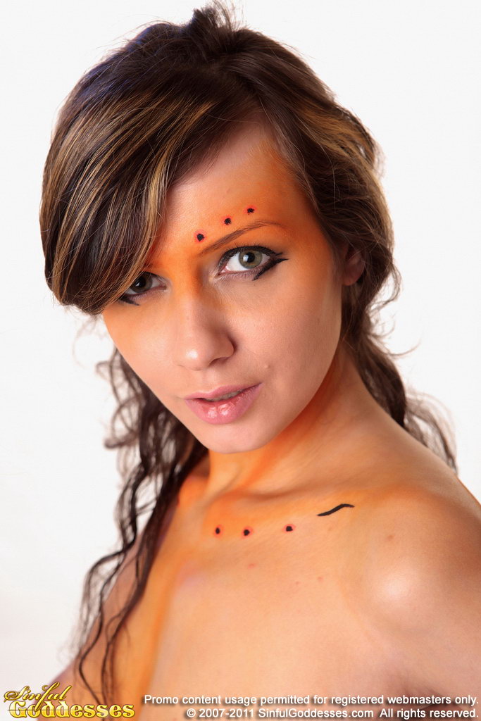 Fiona Amberly For Sinful Goddesses - Pic #9