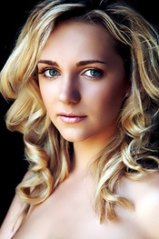 Oliana In Hangar By Arturo For Errotica-Archives