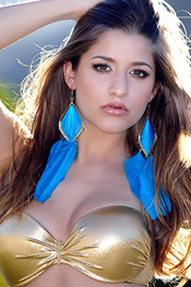 Teddi Rae Via Holly Randall