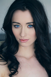 Lovely Zsanett Tormay Via Met-Art