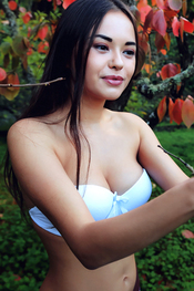 'Pruning' with Li Moon via Met-Art