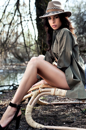 'Hungarian Honey' with Titania via Eurotica