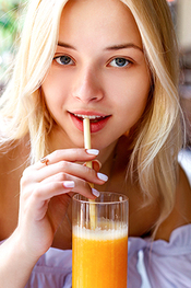 'Sweet Sensation' with Bianca Bell via Met-Art