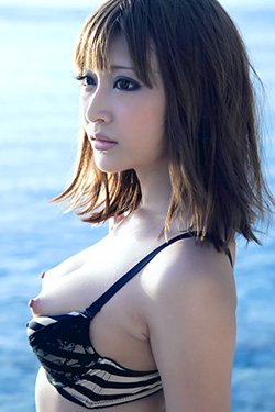 Kirara Asuka via SexAsian18