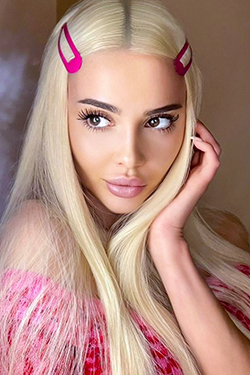 Hot Blonde Kristina Zhuravleva